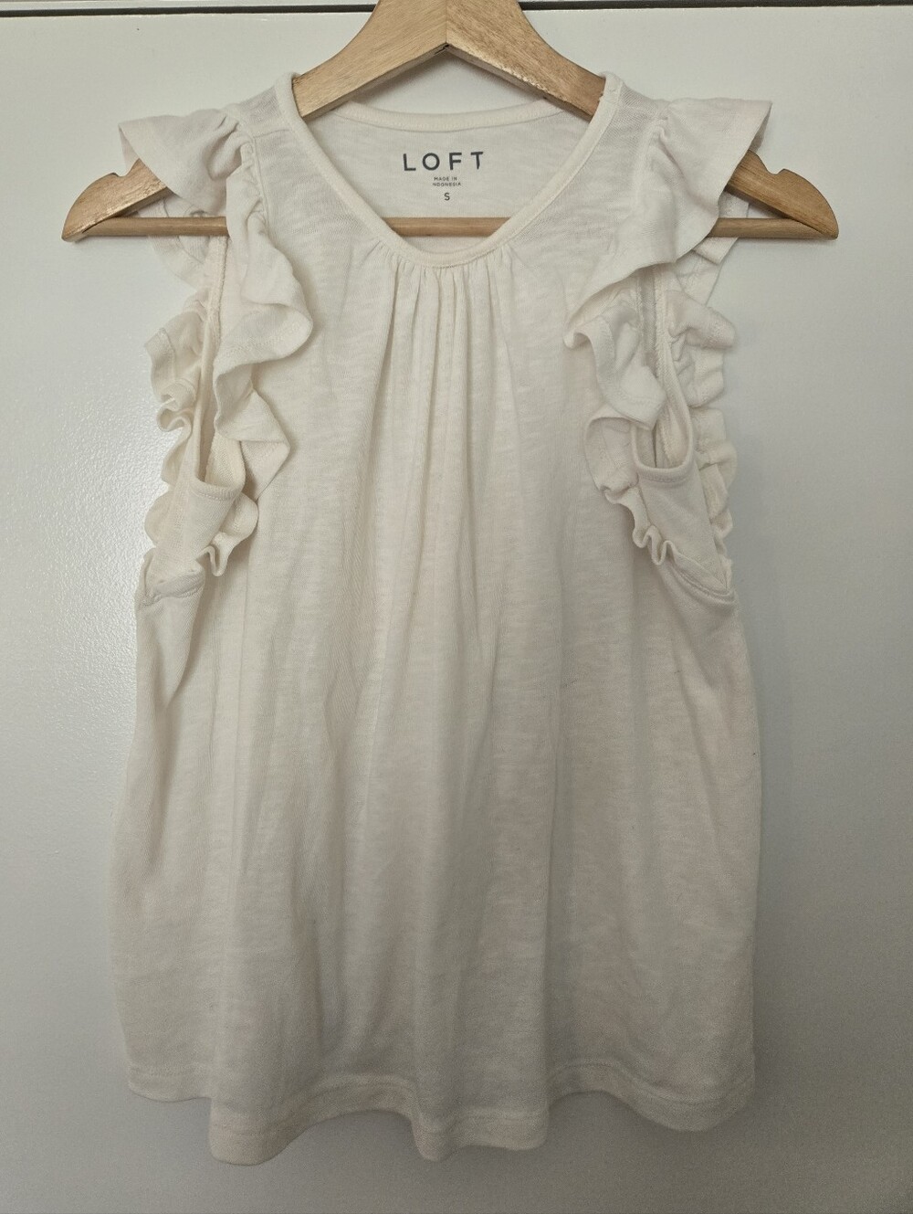 Loft Cream Ruffle Sleeve Top Size S